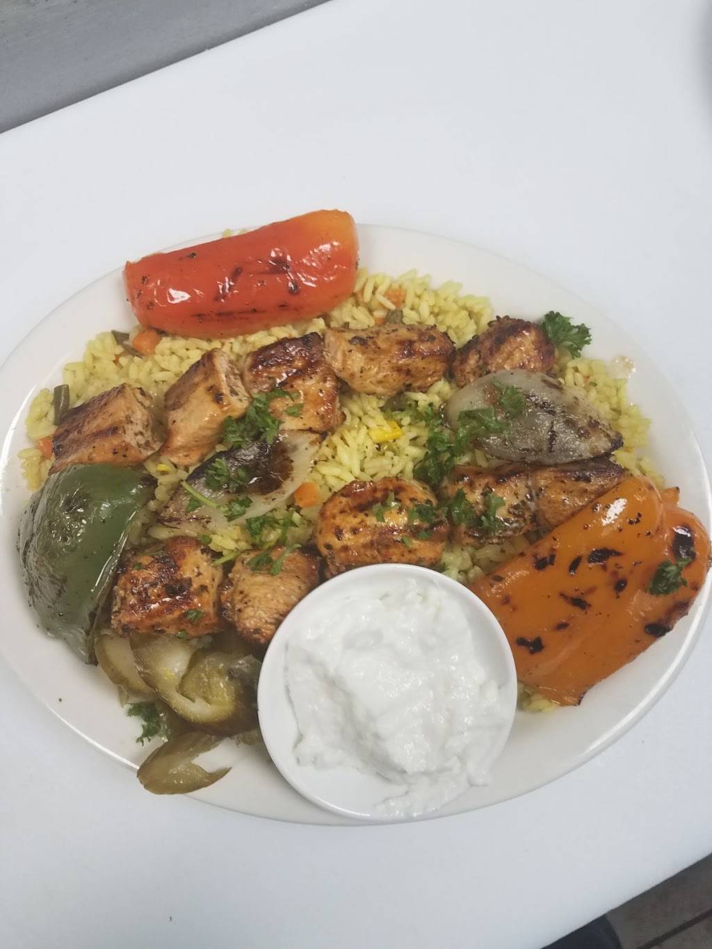 Z Grill | restaurant | 27470 Schoolcraft, Livonia, MI 48150, USA | 7347435541 OR +1 734-743-5541