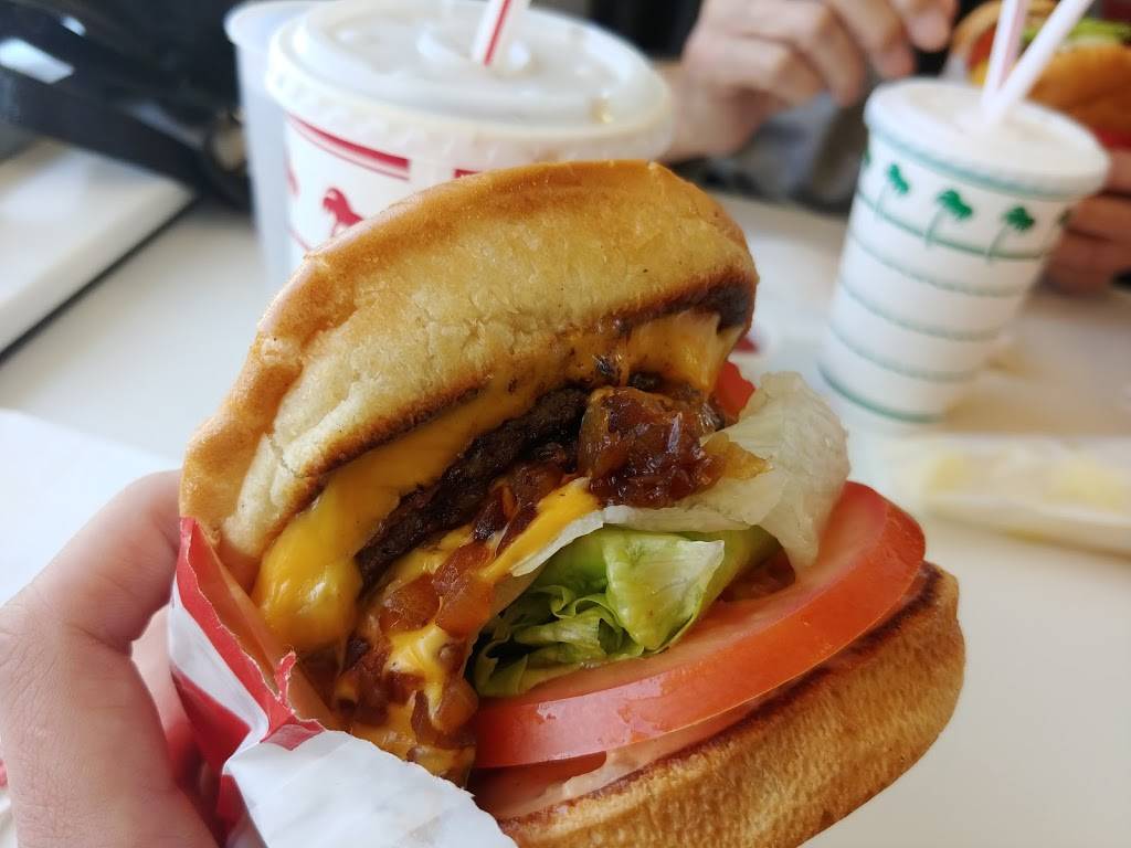 In-N-Out Burger | restaurant | 1180 S Harbor Blvd, Fullerton, CA 92832, USA | 8007861000 OR +1 800-786-1000