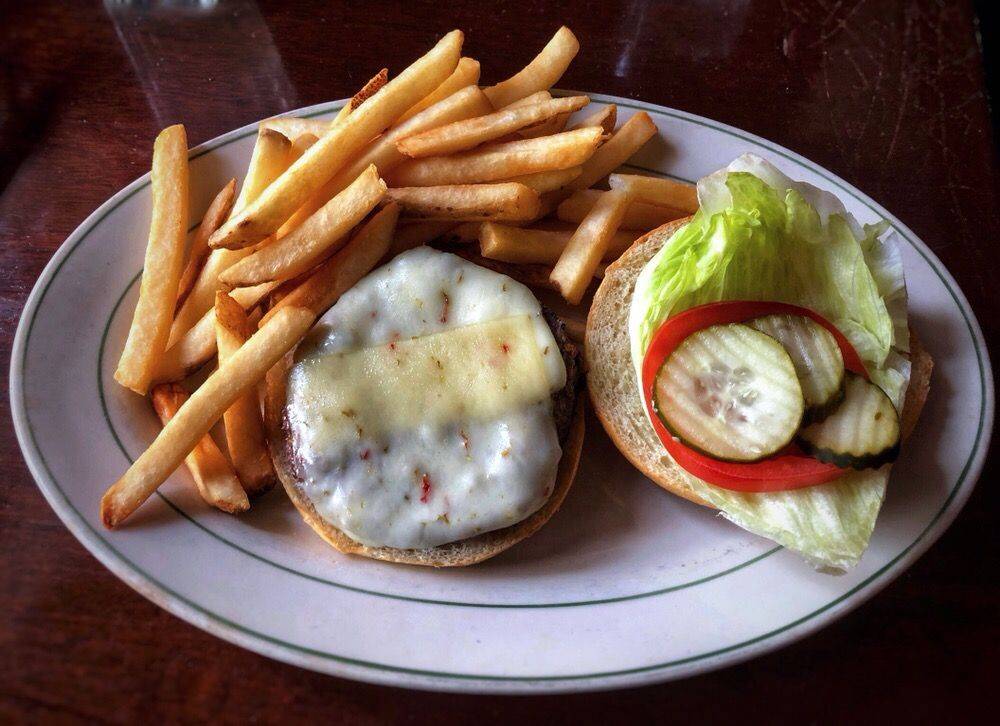 Royal Exchange | restaurant | 301 Sacramento St, San Francisco, CA 94111, USA | 4159561710 OR +1 415-956-1710