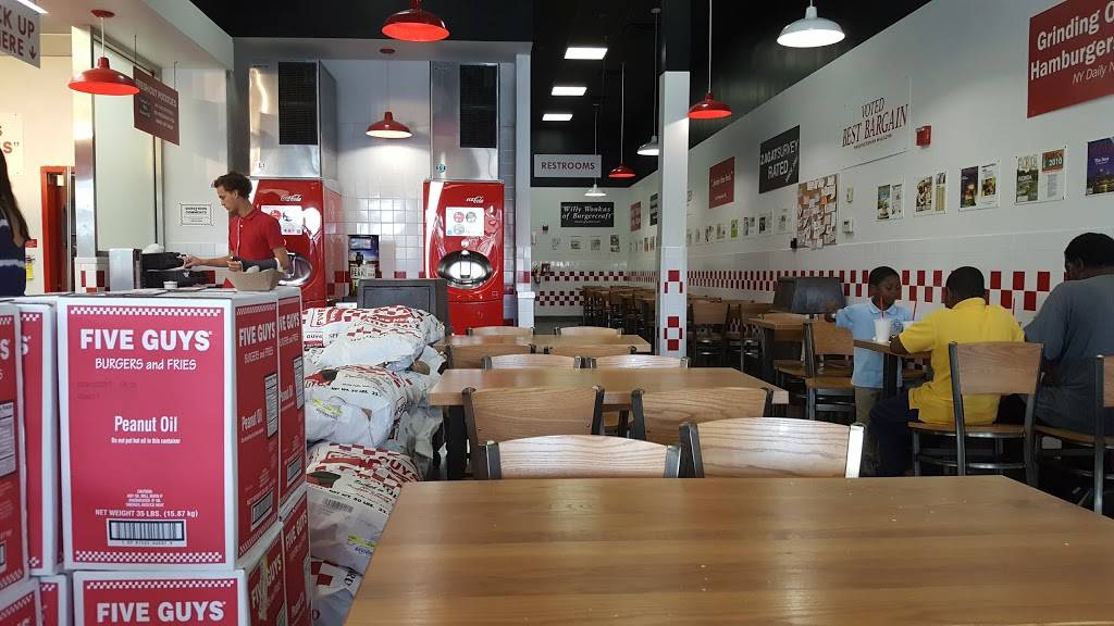 Five Guys | meal takeaway | 13440 SW 120th St Bay 610, Miami, FL 33186, USA | 7865739623 OR +1 786-573-9623