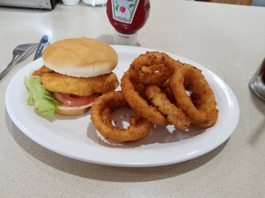 A&W Restaurant | restaurant | 5133 S 108th St, Hales Corners, WI 53130, USA | 4144251010 OR +1 414-425-1010