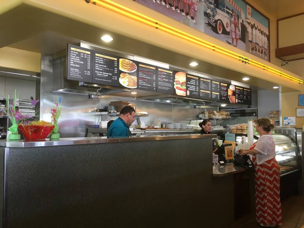 Nation’s Giant Hamburgers | meal takeaway | 400 Park St, Moraga, CA 94556, USA | 9253768888 OR +1 925-376-8888