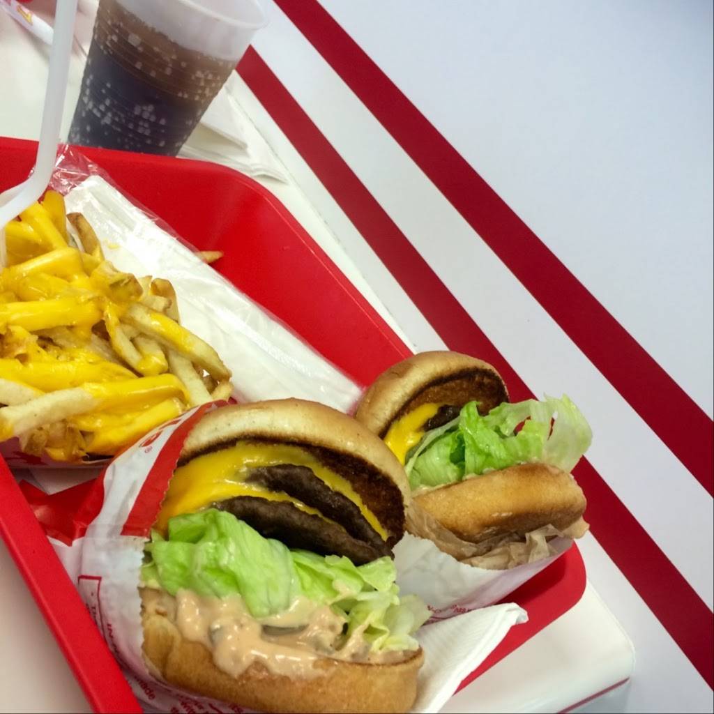 In-N-Out Burger | restaurant | 4865 Calle Real, Goleta, CA 93111, USA | 8007861000 OR +1 800-786-1000