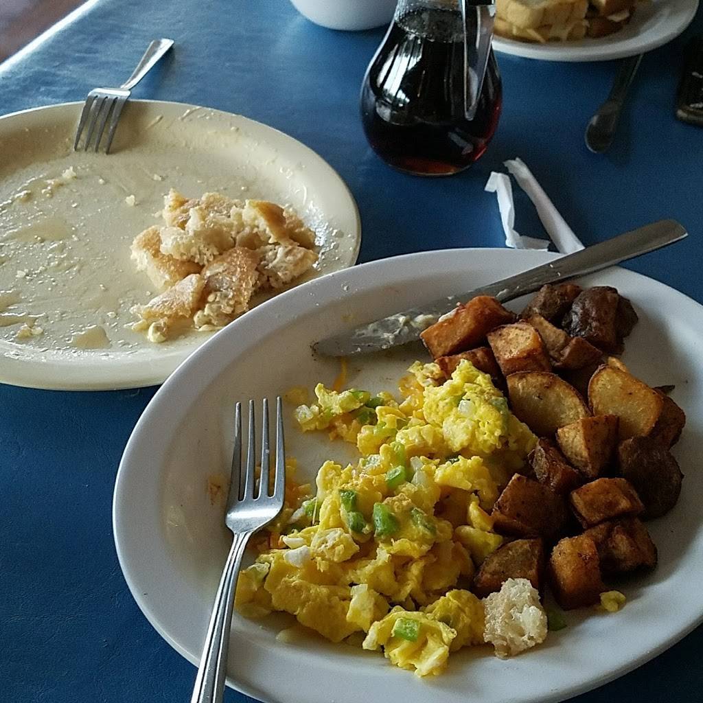 Lake Wohlford Cafe | restaurant | 25484 Lake Wohlford Rd # 204, Escondido, CA 92027, USA | 7607496585 OR +1 760-749-6585