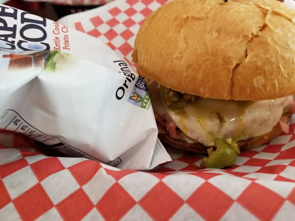 Codys On 4th | restaurant | 111 E 4th Ave, Mt Dora, FL 32757, USA | 3527358426 OR +1 352-735-8426