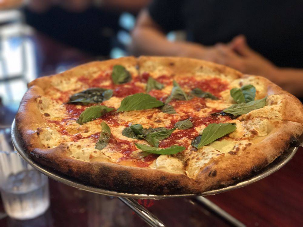 La Bella Vita Wood-Fired Pizza & Restaurant | restaurant | 524 4th Ave, Brooklyn, NY 11215, USA | 7183691300 OR +1 718-369-1300