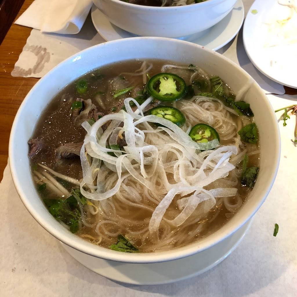 KTown Pho | restaurant | 974 S Western Ave, Los Angeles, CA 90006, USA | 3236434772 OR +1 323-643-4772