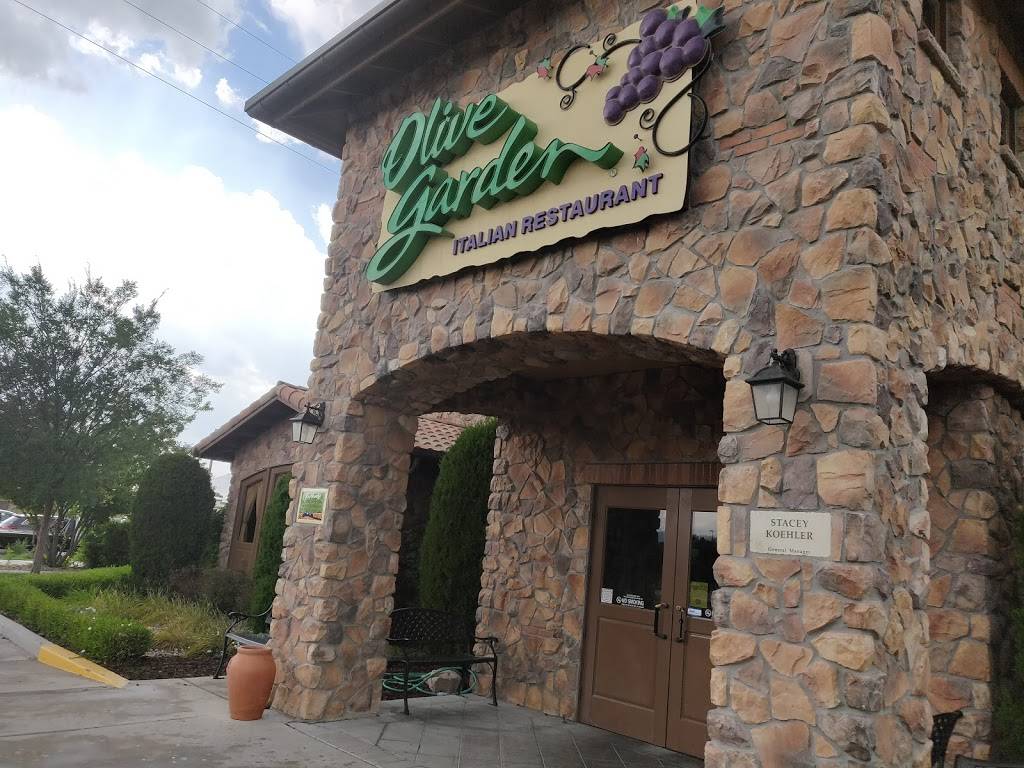 Olive Garden Italian Restaurant | meal takeaway | 11364 River Heights Dr, South Jordan, UT 84095, USA | 8017277880 OR +1 801-727-7880
