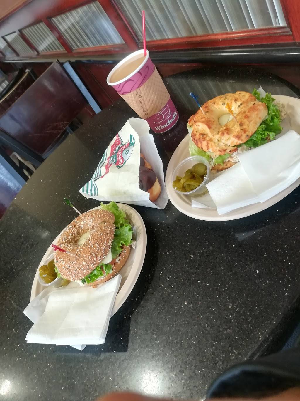 Winchells Donut House | cafe | 439 Orange Grove Blvd, Pasadena, CA 91104, USA | 6267441863 OR +1 626-744-1863