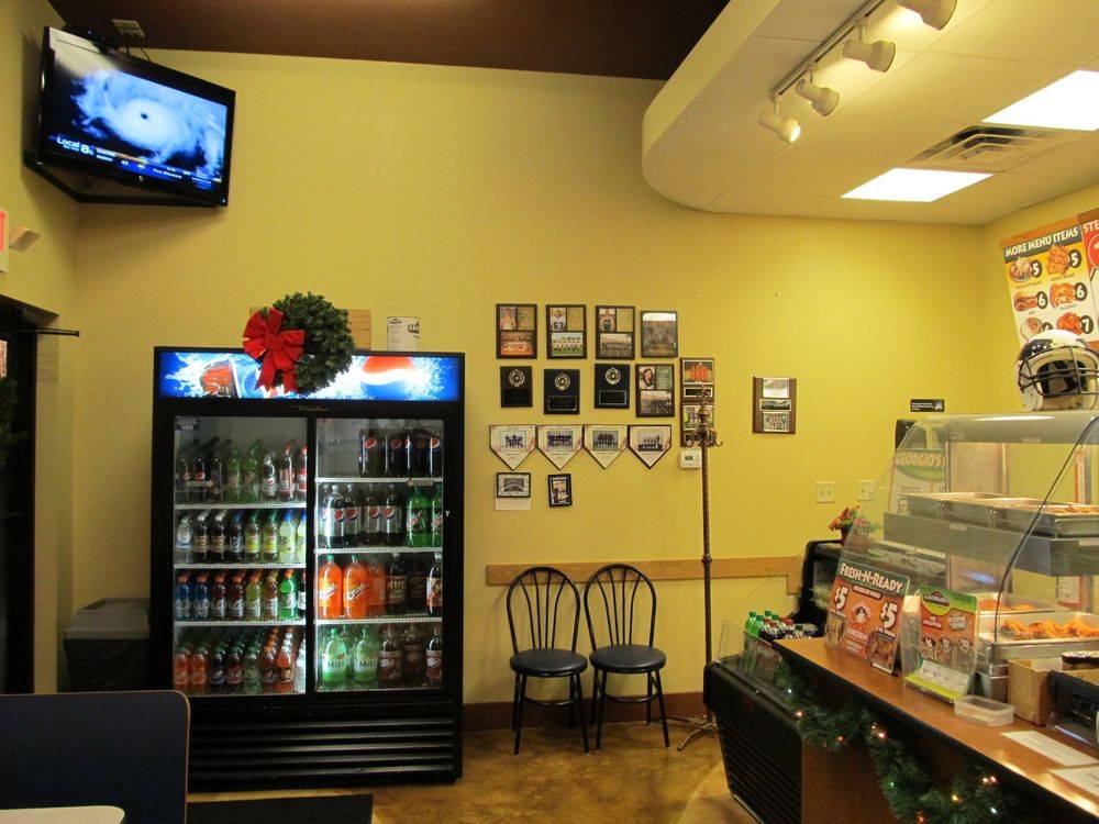 Georgios Oven Fresh Pizza Co | restaurant | 1 N Main St, Navarre, OH 44662, USA | 3308795544 OR +1 330-879-5544