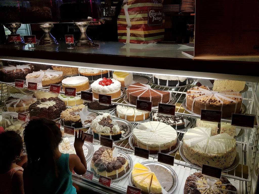 The Cheesecake Factory | restaurant | 15301 Ventura Blvd, Sherman Oaks, CA 91403, USA | 8189060700 OR +1 818-906-0700