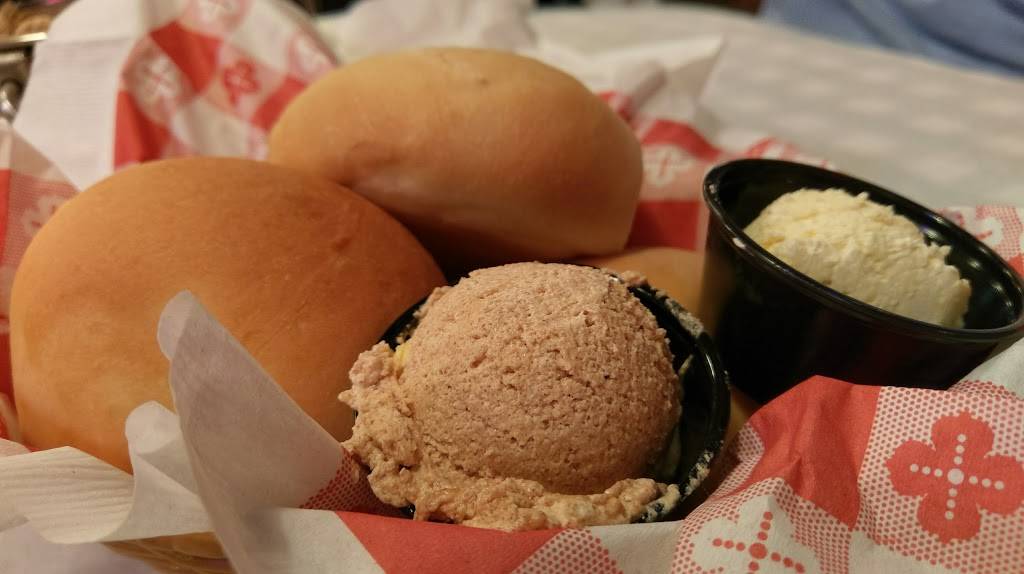 Codys Original Roadhouse | restaurant | 2890 W Bay Dr, Belleair Bluffs, FL 33770, USA | 7275848473 OR +1 727-584-8473