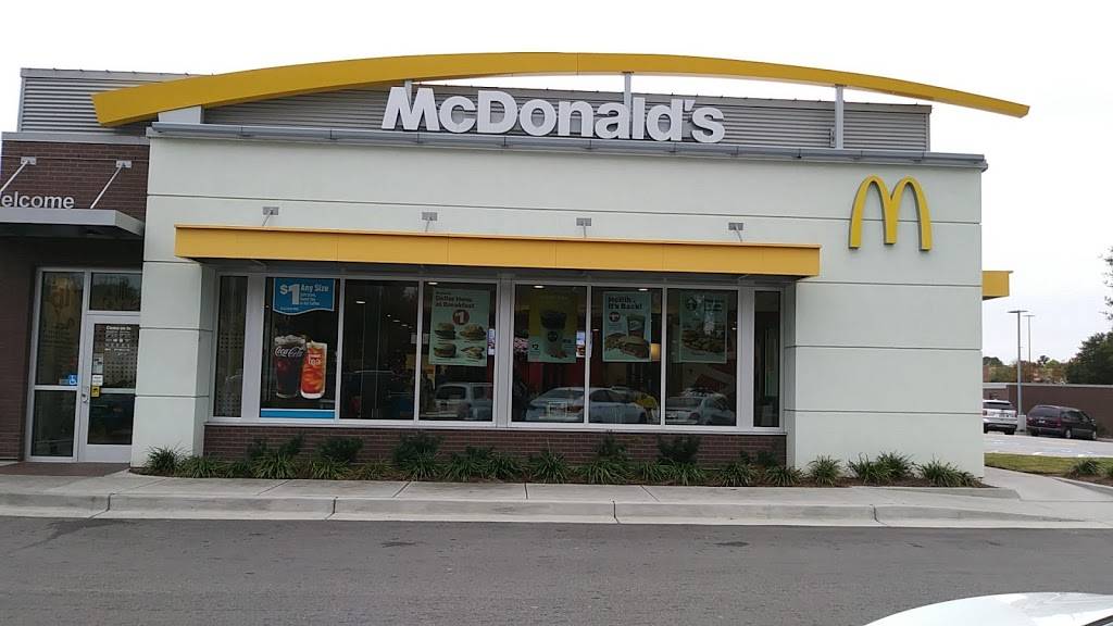 McDonalds | cafe | 1941 E Montgomery Cross Rd, Savannah, GA 31406, USA | 9124010734 OR +1 912-401-0734