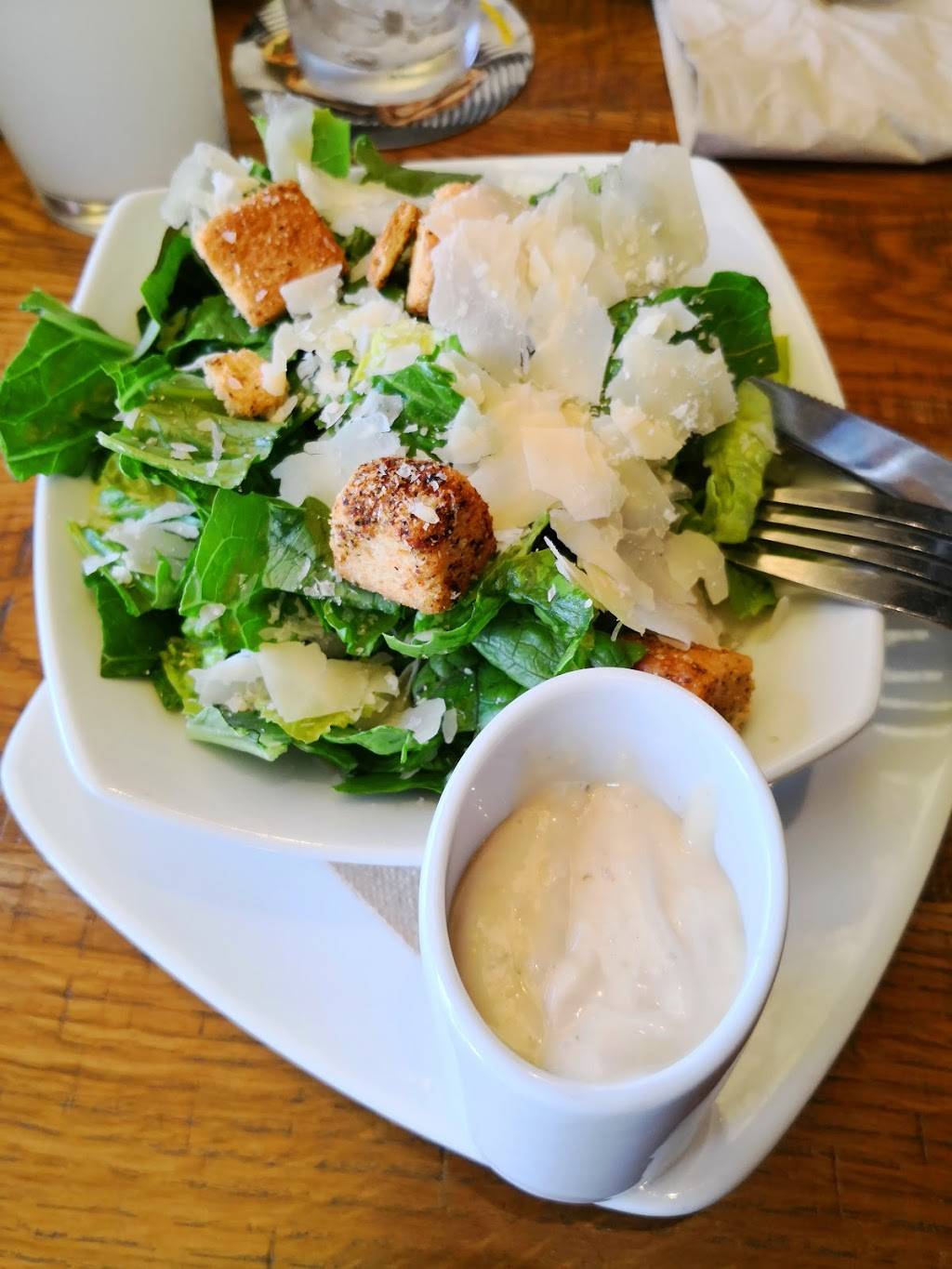 California Pizza Kitchen | restaurant | 1151 Newport Center Dr, Newport Beach, CA 92660, USA | 9497595543 OR +1 949-759-5543