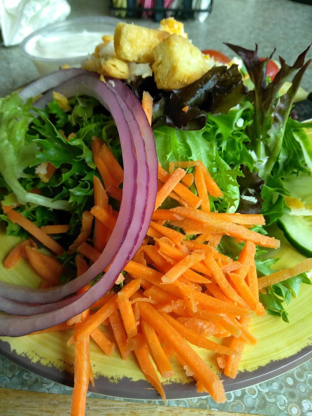 Isaacs Restaurant - Wyomissing | restaurant | 94 Commerce Dr, Wyomissing, PA 19610, USA | 6103761717 OR +1 610-376-1717