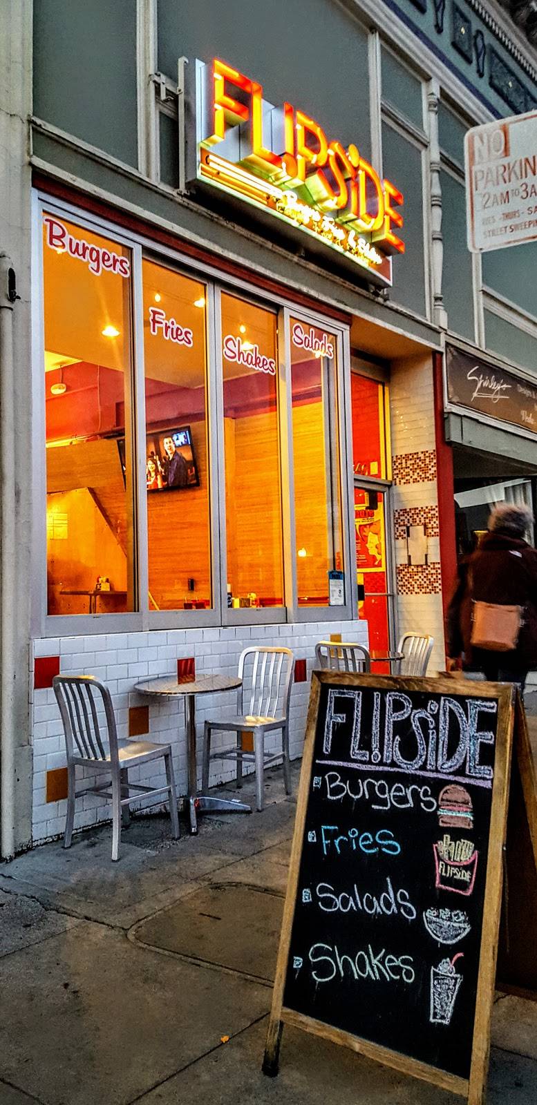 Flipside Burgers, Fries and Shakes | restaurant | 3401 Lakeshore Ave, Oakland, CA 94610, USA | 5108797195 OR +1 510-879-7195