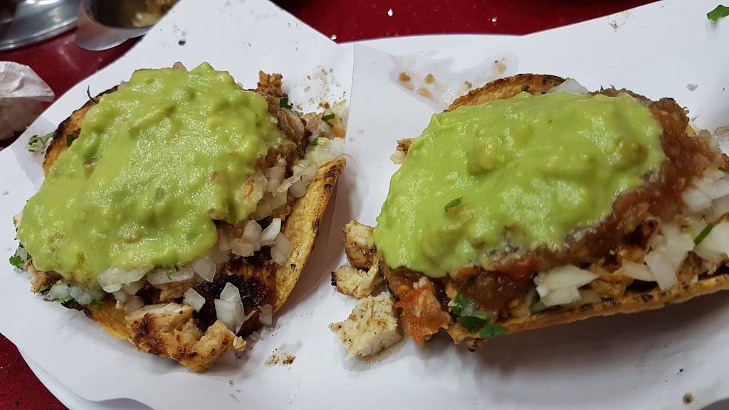 Tacos el Chino | restaurant | La Paz 8853, Colinas Debaja California, 22647 Tijuana, B.C., Mexico | 016646366202 OR +52 664 636 6202