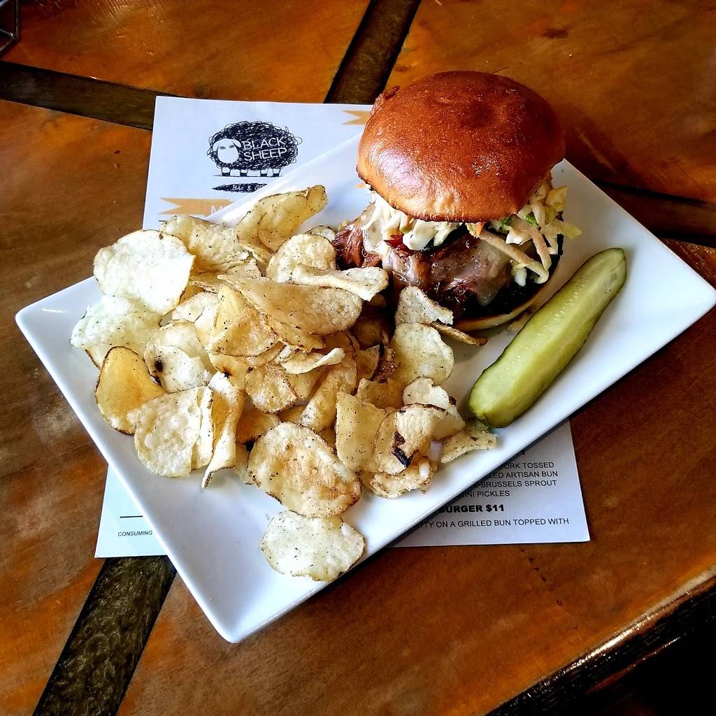 Black Sheep Bar & Grill | restaurant | 1642 S Shore Dr, Holland, MI 49423, USA | 6163359319 OR +1 616-335-9319
