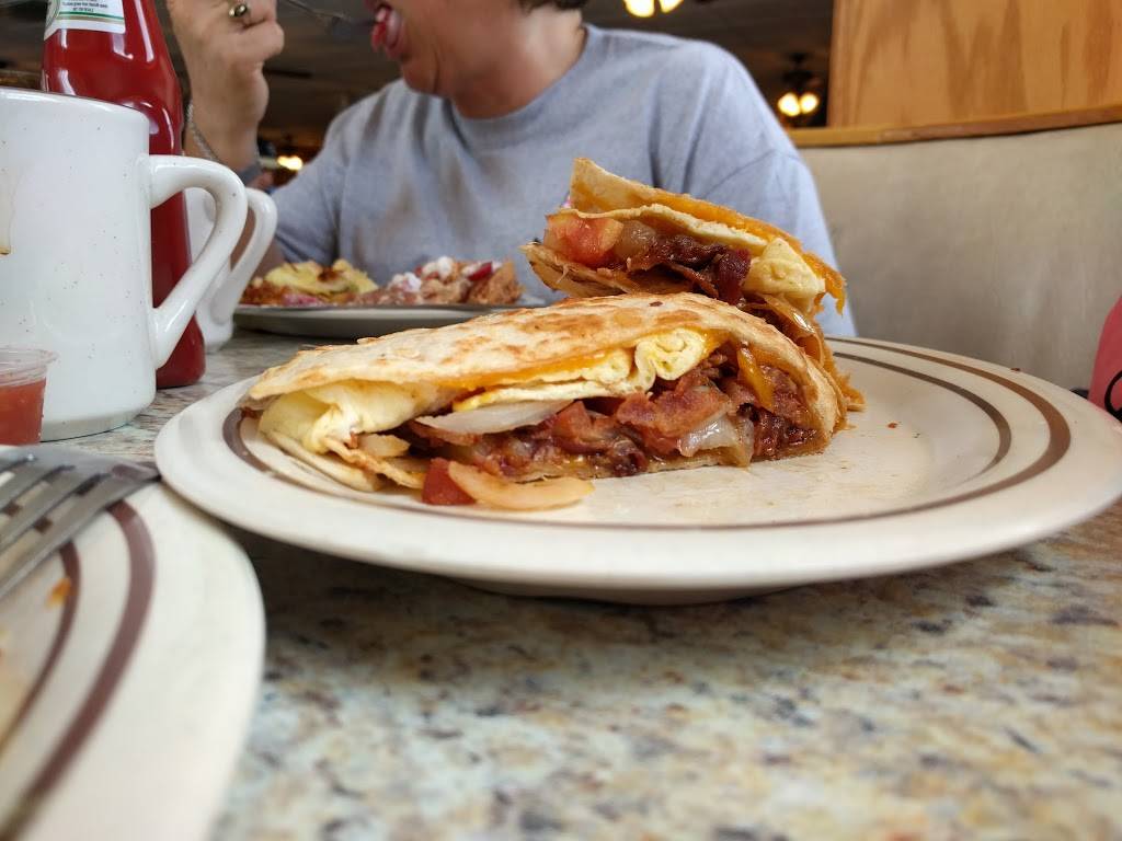 Golden Egg Pancake House | restaurant | 415 US-17 BUS, Surfside Beach, SC 29575, USA | 8432384923 OR +1 843-238-4923