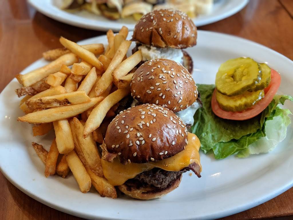 CornerStone Café | restaurant | 2200 N Clybourn Ave, Chicago, IL 60614, USA | 7732704343 OR +1 773-270-4343