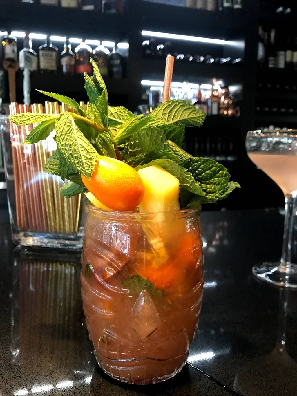 7Fusion | restaurant | 14235 Ventura Blvd, Sherman Oaks, CA 91423, USA | 8184653177 OR +1 818-465-3177