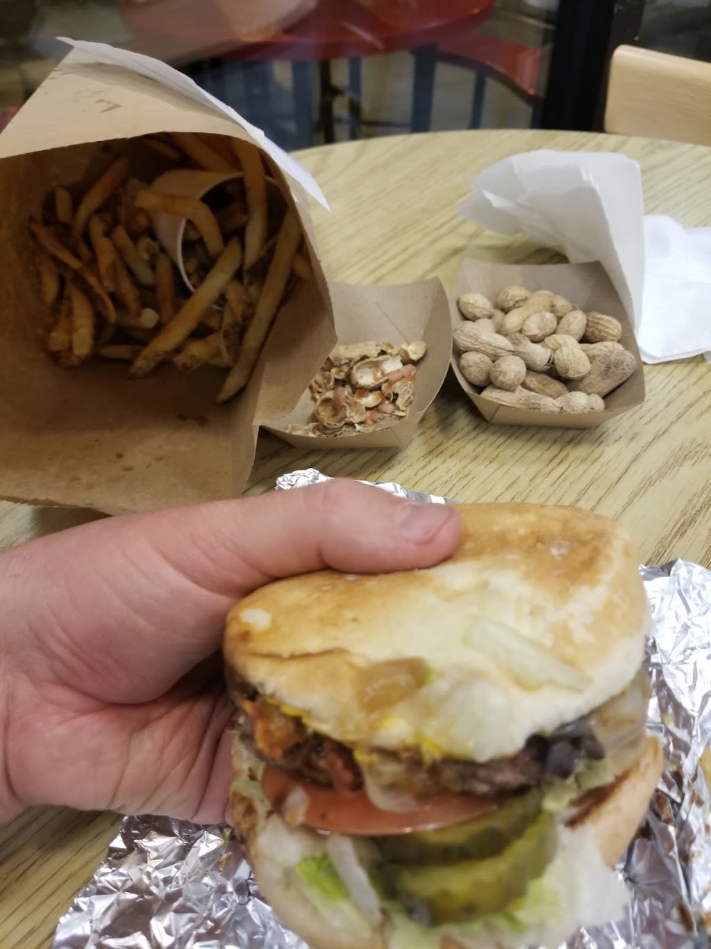 Five Guys | meal takeaway | 254 Lee Blvd, Prescott, AZ 86303, USA | 9282379556 OR +1 928-237-9556