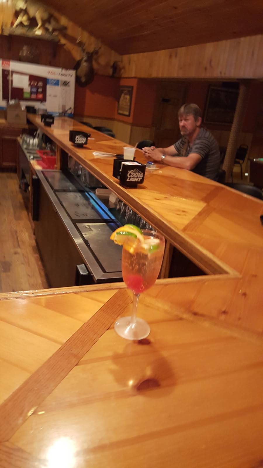 Hillbilly Heaven Bar & Grill | restaurant | 3280 Martinsburg Rd, Berkeley Springs, WV 25411, USA | 3042580004 OR +1 304-258-0004