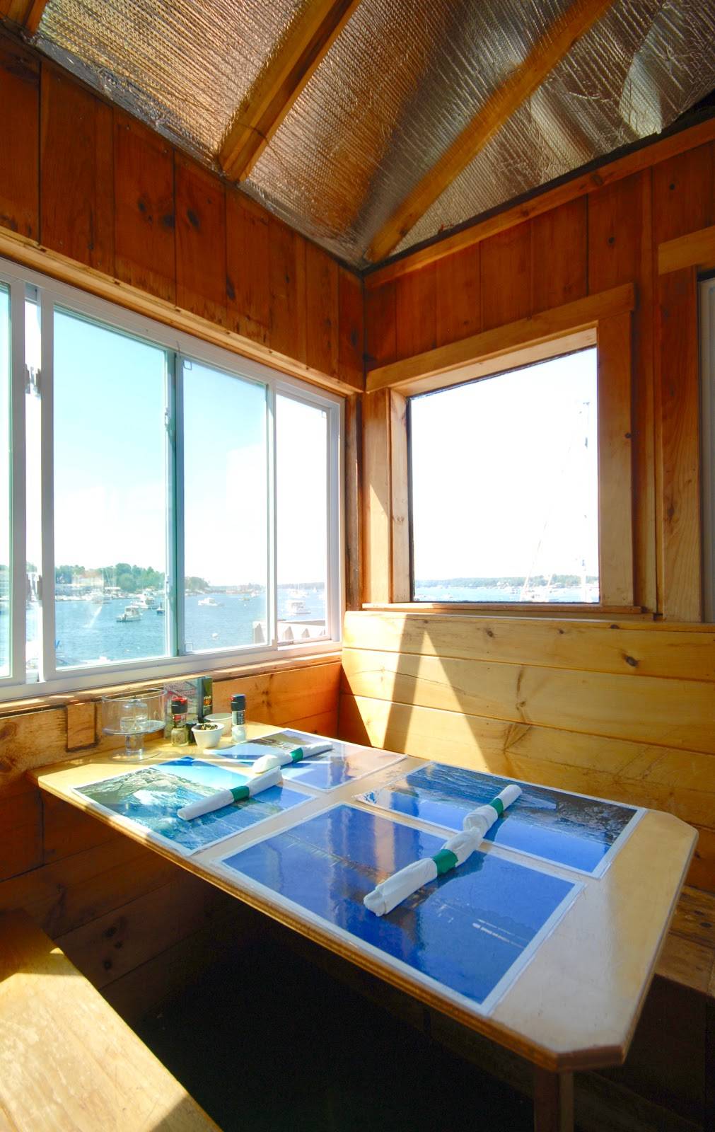 Cods Head | restaurant | 63 Atlantic Ave, Boothbay Harbor, ME 04538, USA | 2073156369 OR +1 207-315-6369