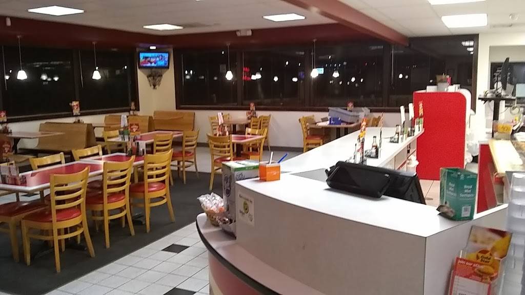 Gold Star Chili | restaurant | 4620 Aicholtz Rd, Cincinnati, OH 45245, USA | 5135280033 OR +1 513-528-0033