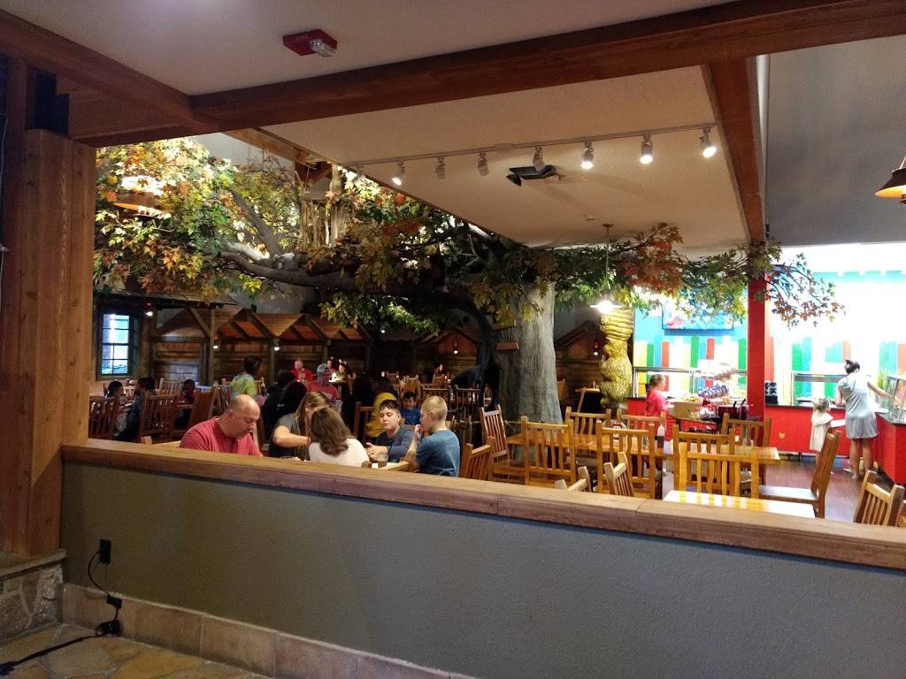 Camp Critter Bar and Grille | restaurant | 10401 Cabela Dr, Kansas City, KS 66111, USA | 9132997001 OR +1 913-299-7001