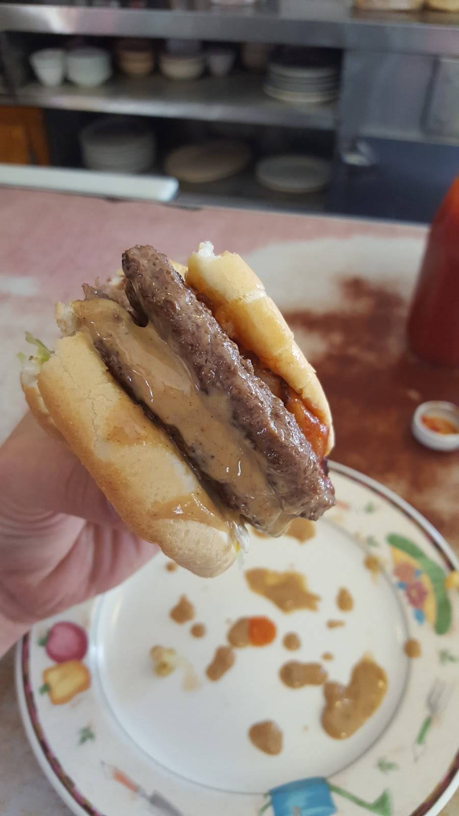 Jim-Dennys | restaurant | 816 12th St, Sacramento, CA 95814, USA | 9164105471 OR +1 916-410-5471