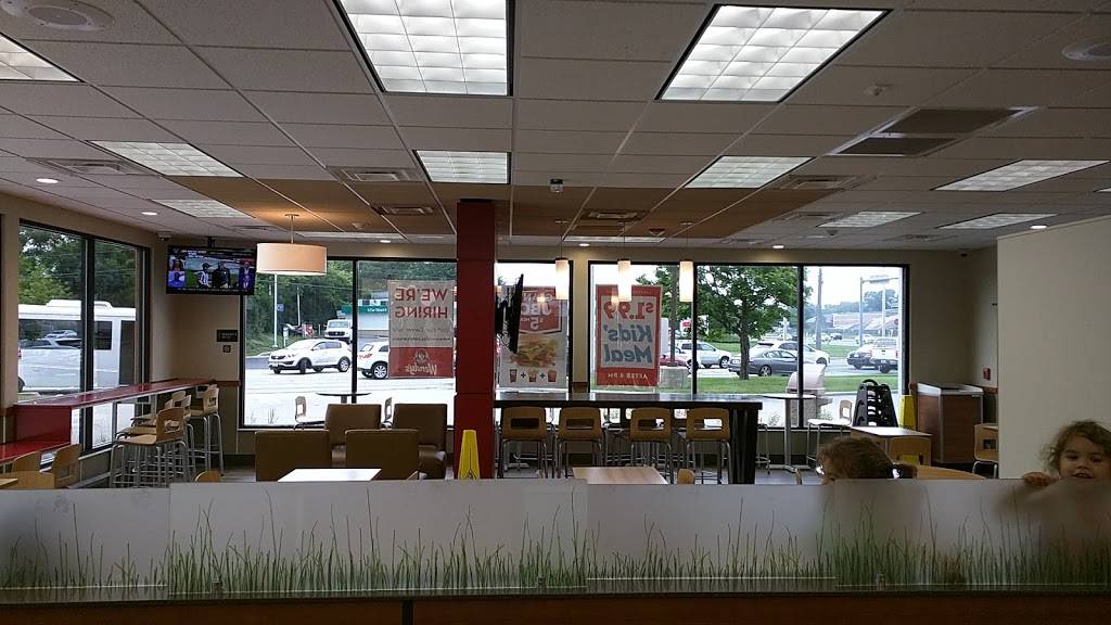 Wendys | restaurant | 7100 Kingery Hwy, Darien, IL 60561, USA | 6309200224 OR +1 630-920-0224