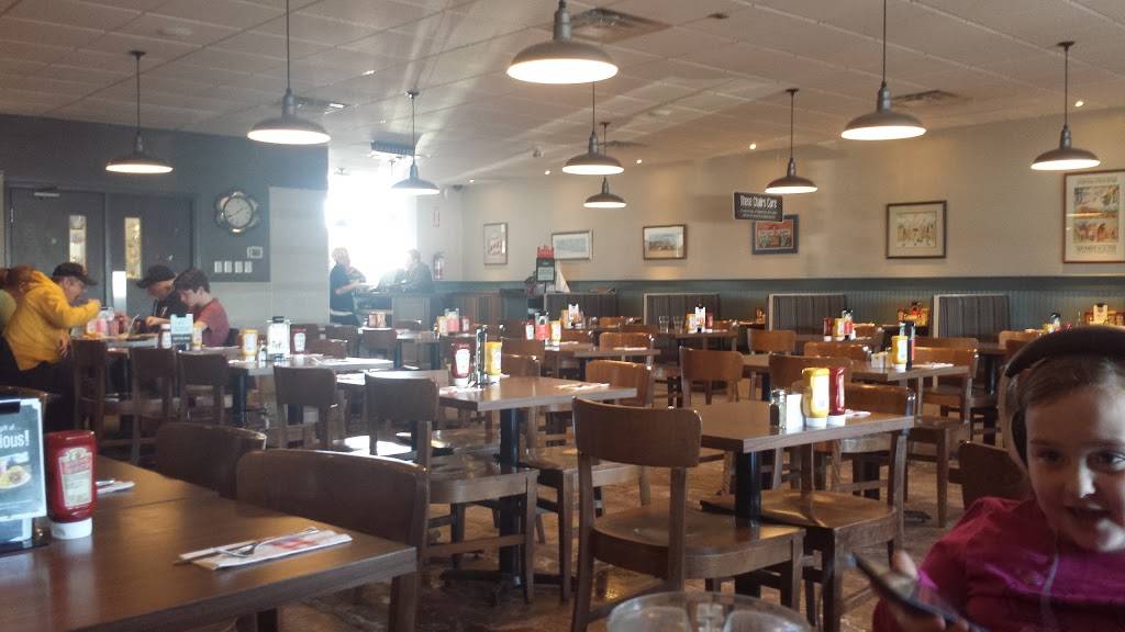 Pembroke Big Stop Restaurant | restaurant | 1751 Paul Martin Dr, Pembroke, ON K8A 6W5, Canada | 6137351066 OR +1 613-735-1066