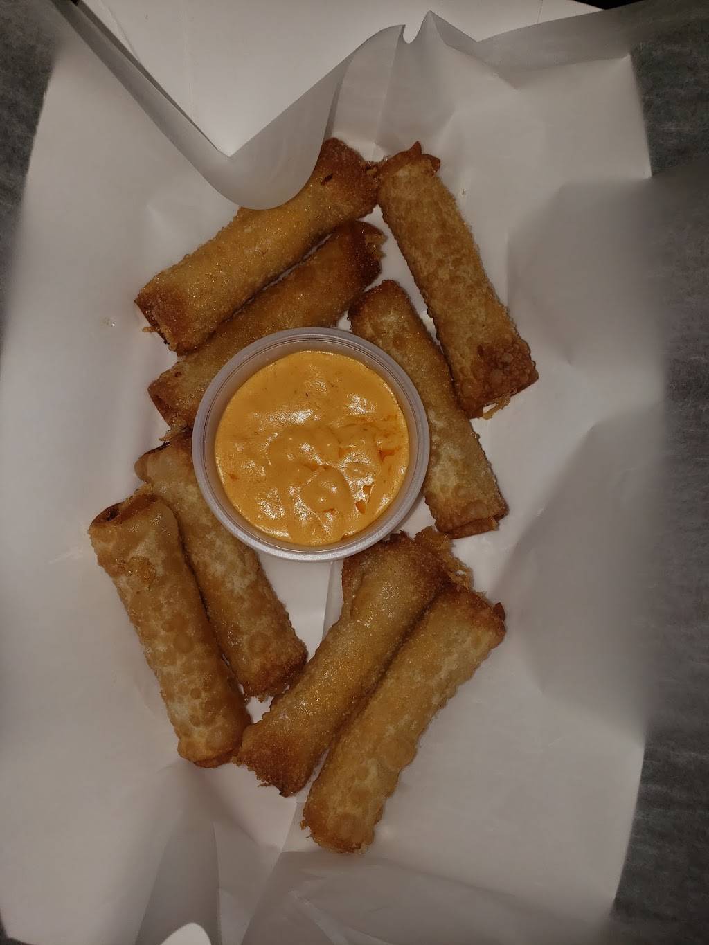 River road tavern | restaurant | 1556 N River Rd NE, Warren, OH 44483, USA | 3304695931 OR +1 330-469-5931