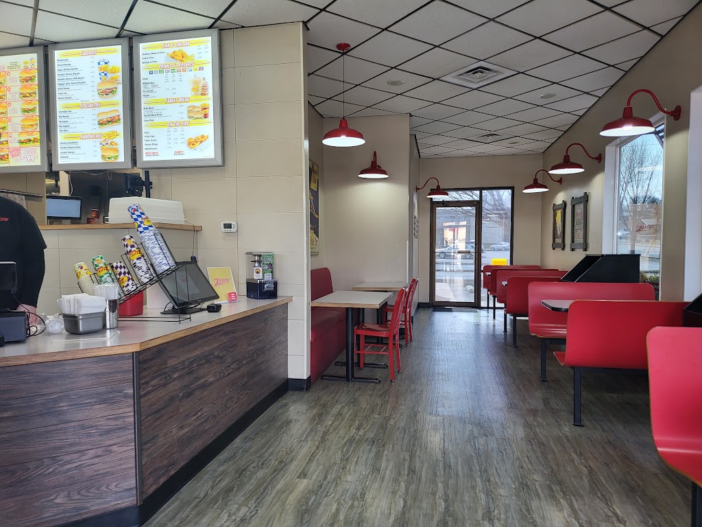 Zips Drive In | restaurant | 804 16th Ave, Lewiston, ID 83501, USA | 2087545300 OR +1 208-754-5300