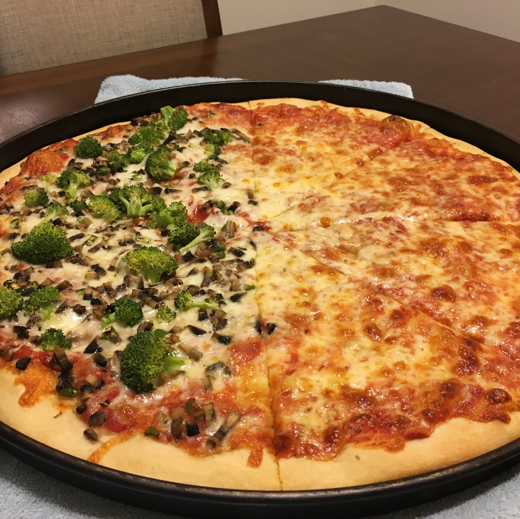 Costas Pizza & Grill | restaurant | 2516, 11716 Bustleton Ave, Philadelphia, PA 19116, USA | 2159697737 OR +1 215-969-7737