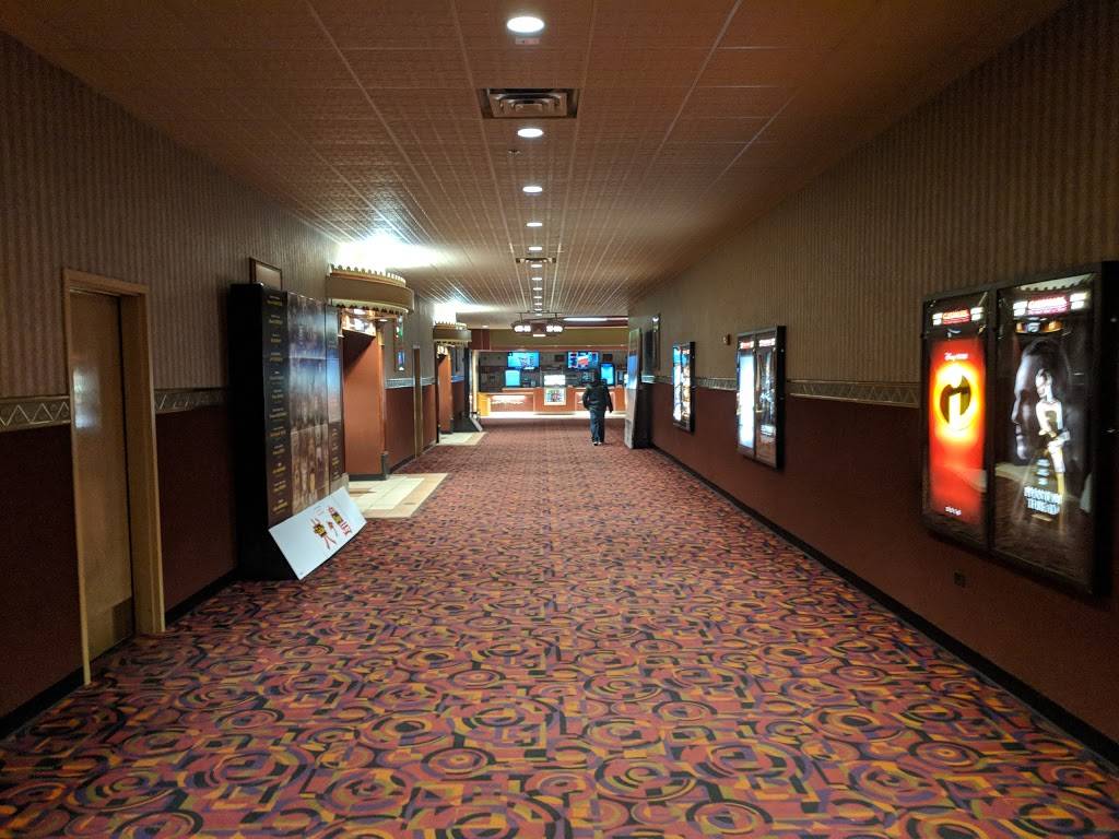 Cinemark at Seven Bridges and IMAX | meal takeaway | 6500 IL-53, Woodridge, IL 60517, USA | 6306638892 OR +1 630-663-8892