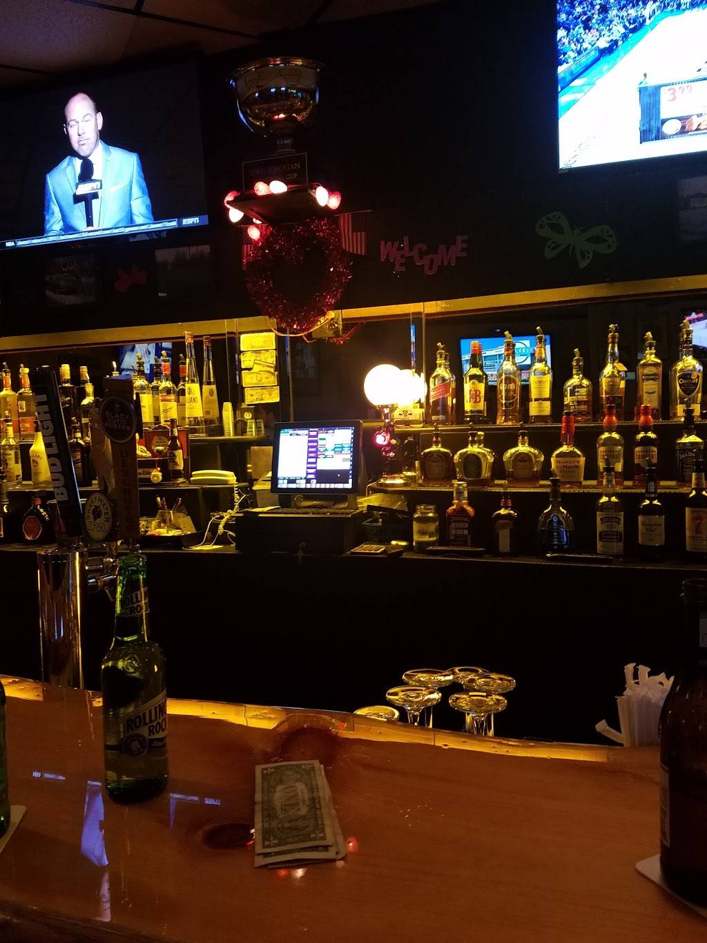 The Taggart House | restaurant | 9961 Frankford Ave, Philadelphia, PA 19114, USA | 2159046260 OR +1 215-904-6260