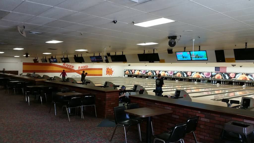 River Rand Bowl | restaurant | 191 S Des Plaines River Rd, Des Plaines, IL 60016, USA | 8472991001 OR +1 847-299-1001