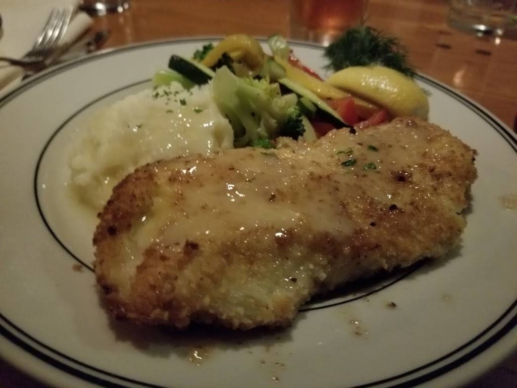 Jonathans Cork | restaurant | 6320 E Tanque Verde Rd, Tucson, AZ 85715, USA | 5202961631 OR +1 520-296-1631