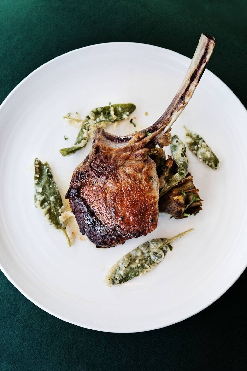 Emilia | restaurant | 8500 Burton Way, Los Angeles, CA 90048, USA | 4249994755 OR +1 424-999-4755