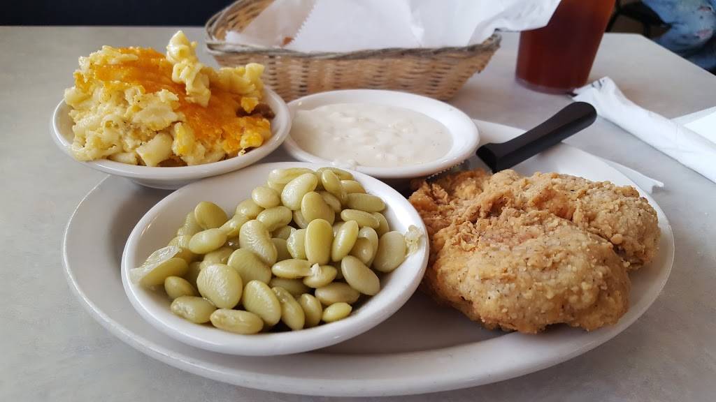 Guss Sir Beef Restaurant | restaurant | 4101 Monroe Rd, Charlotte, NC 28205, USA | 7043773210 OR +1 704-377-3210