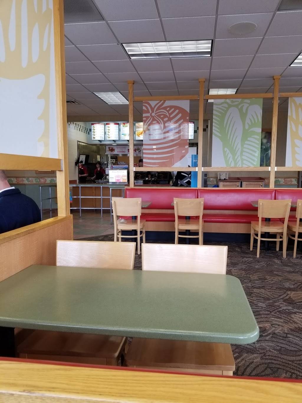 Wendys | restaurant | 345 Lake St, St. Catharines, ON L2N 4H5, Canada | 9059346421 OR +1 905-934-6421