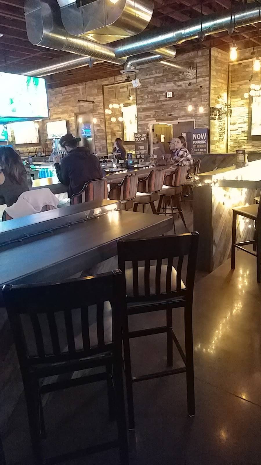 Pts Gold | night club | 4880 W Silverado Ranch Blvd, Las Vegas, NV 89139, USA | 7028403883 OR +1 702-840-3883