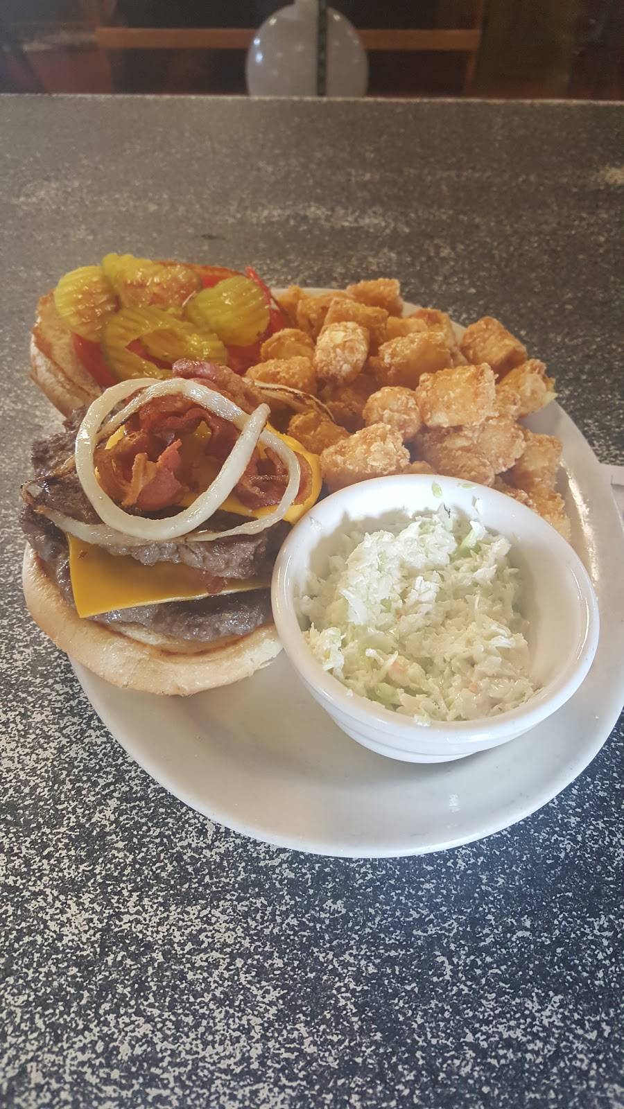 Midway Diner | restaurant | 3340 US-231, Shelbyville, TN 37160, USA | 9314372330 OR +1 931-437-2330