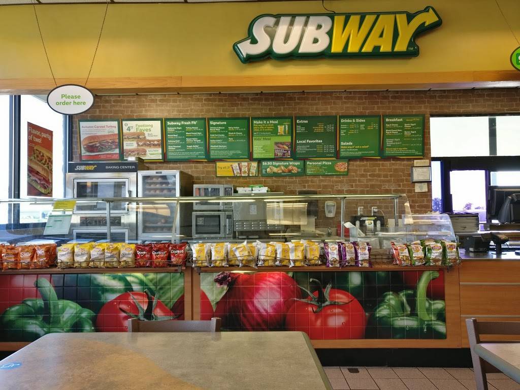 Subway | restaurant | 211 E Peoria St, Goodfield, IL 61742, USA | 3099652459 OR +1 309-965-2459