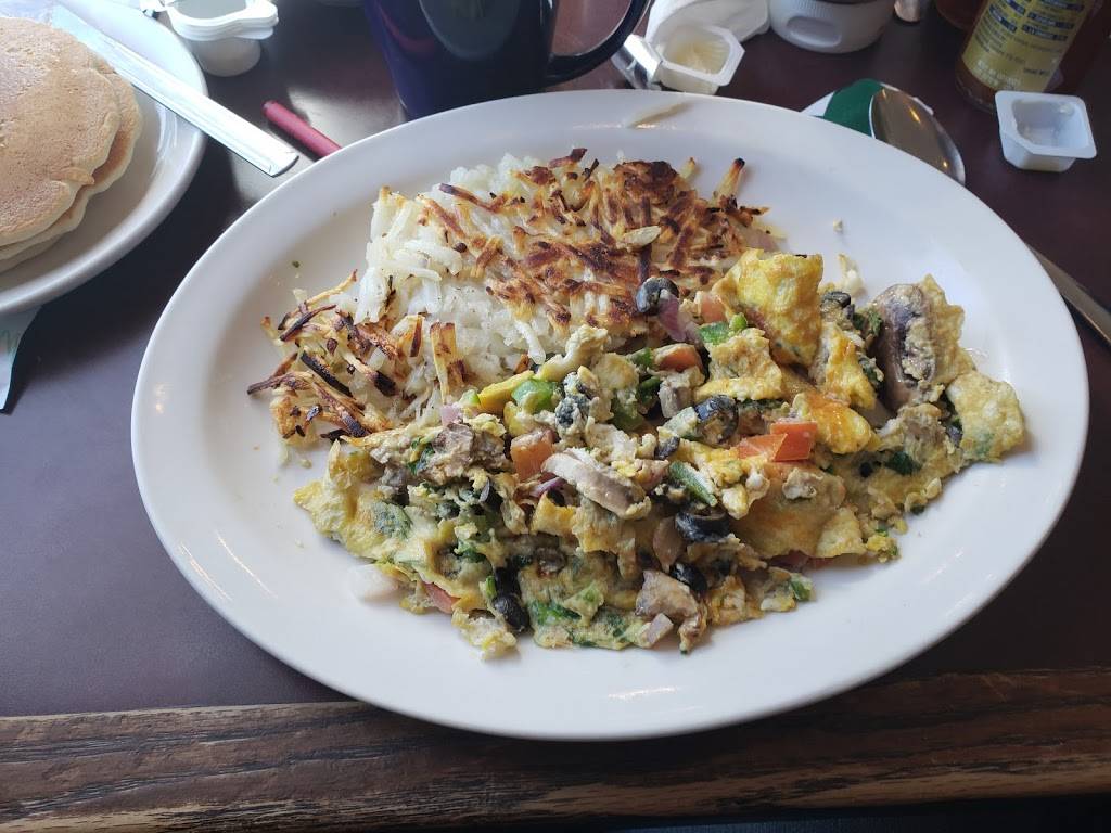 River Bottom Restaurant | restaurant | 75 W Bridge St, Brighton, CO 80601, USA | 3038352627 OR +1 303-835-2627