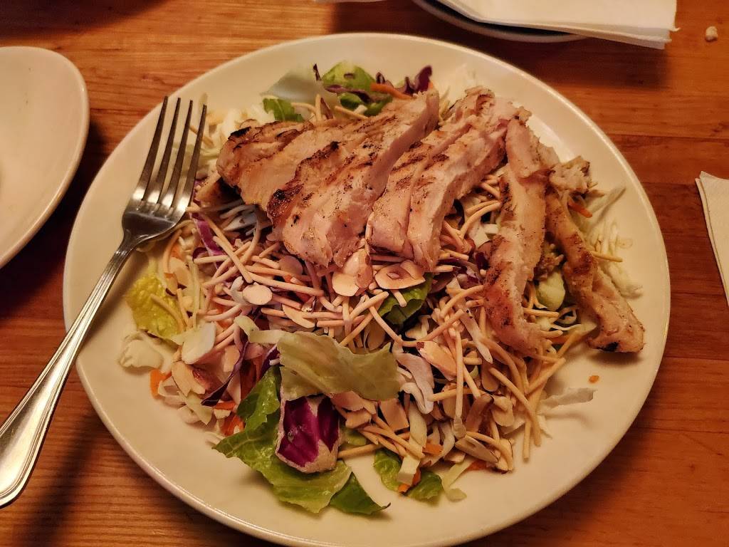 Applebees Grill + Bar | restaurant | 815 Industrial Blvd, McDonough, GA 30253, USA | 6784323023 OR +1 678-432-3023