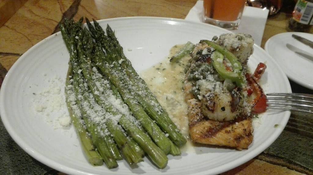 Carrabbas Italian Grill | restaurant | 9920 W McDowell Rd, Avondale, AZ 85392, USA | 6239360597 OR +1 623-936-0597