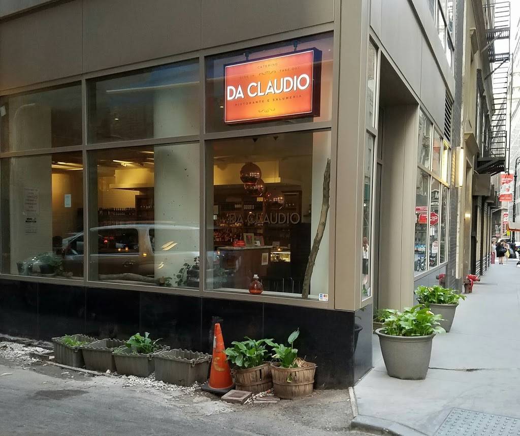 Da Claudio | restaurant | 21 Ann St, New York, NY 10038, USA | 2122852668 OR +1 212-285-2668